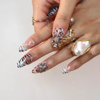 Born to Roam - Ersa Nails Black White PressOnNails