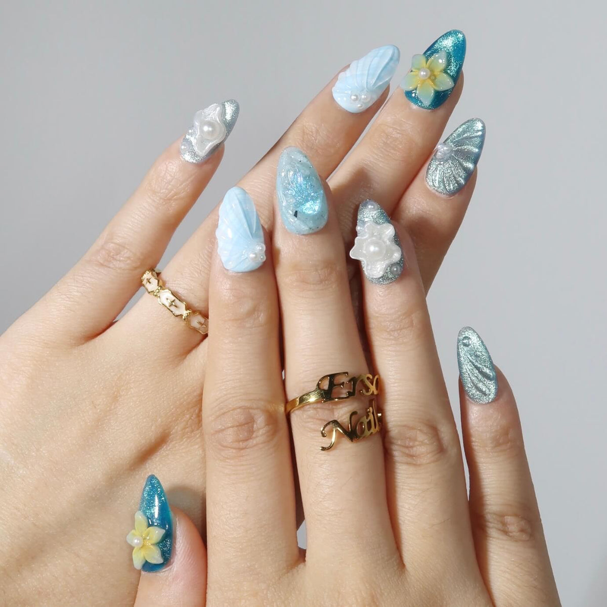 Bubbly Splash - Ersa Nails Blue PressOnNails