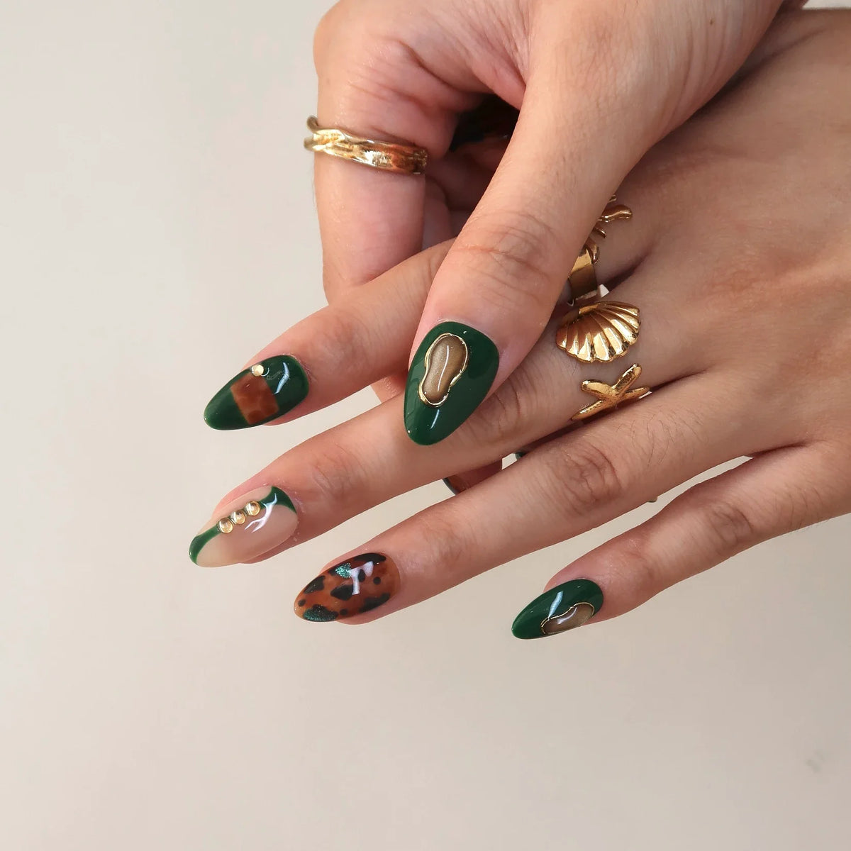 In Style - Ersa Nails Brown Jade PressOnNails