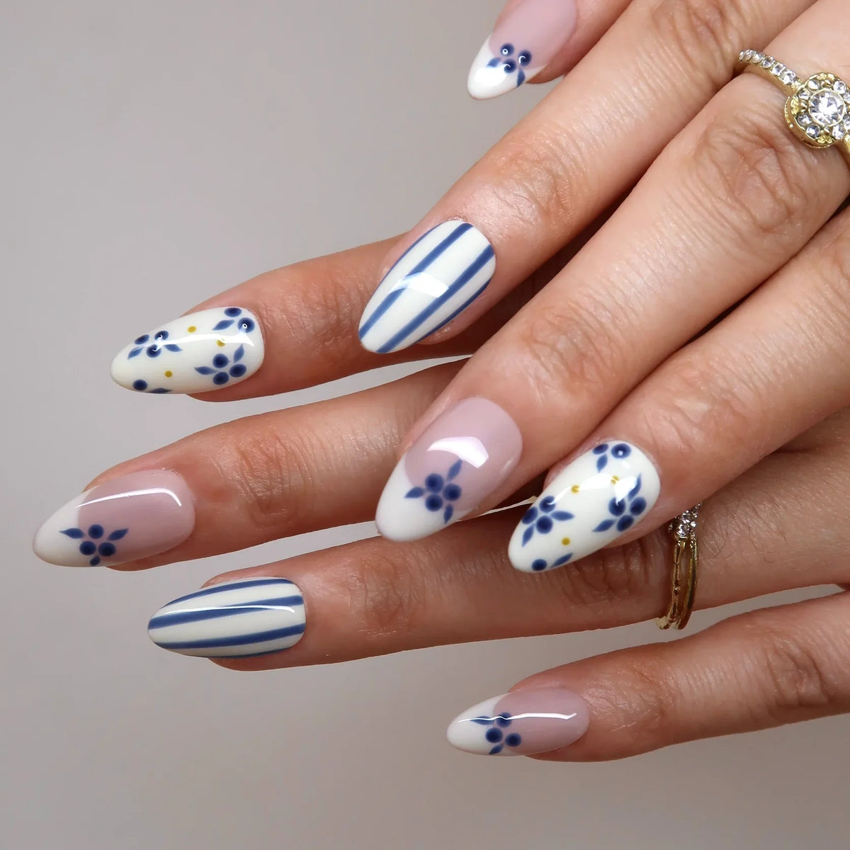 Milk & Berries - Ersa Nails Nude Blue White PressOnNails