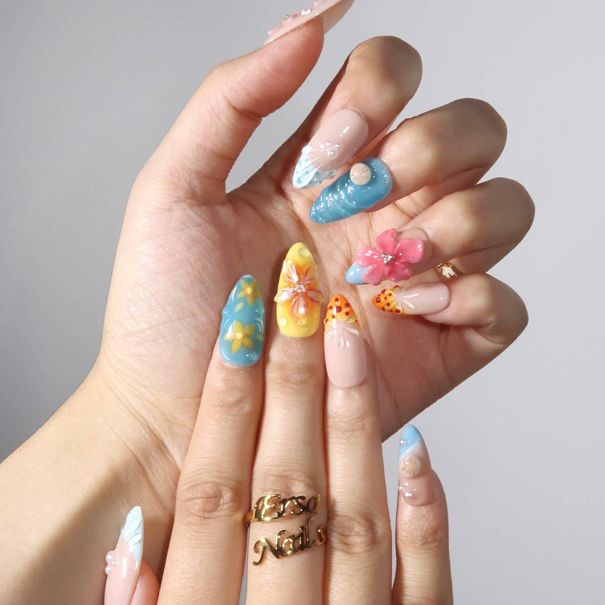 Summer Bay - Ersa Nails Nude Blue Yellow Pink PressOnNails