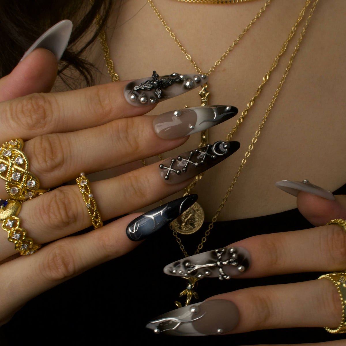 The Abyss - Ersa Nails Nude Black Silver PressOnNails